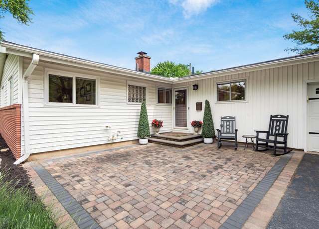 Photo of 3610 Sunset Dr, Upper Arlington, OH 43221