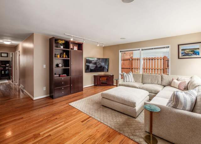 Photo of 3610 Sunset Dr, Upper Arlington, OH 43221