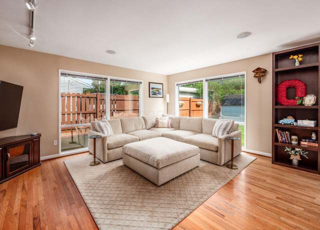 Photo of 3610 Sunset Dr, Upper Arlington, OH 43221