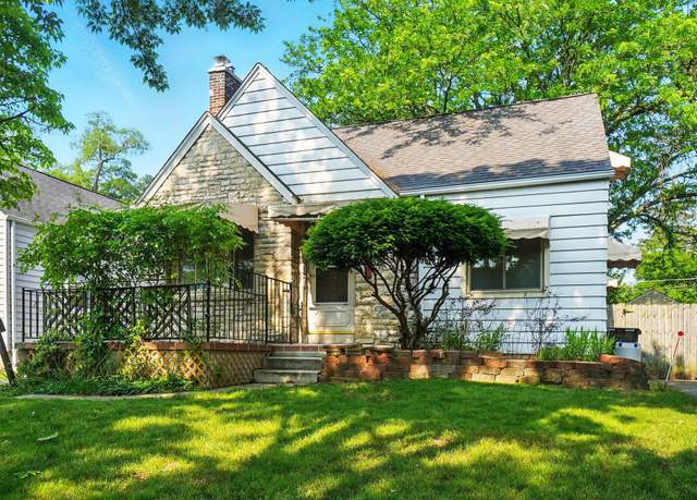 Property at 443 Binns Blvd, Columbus, OH 43204, 3 beds, 1.5 baths