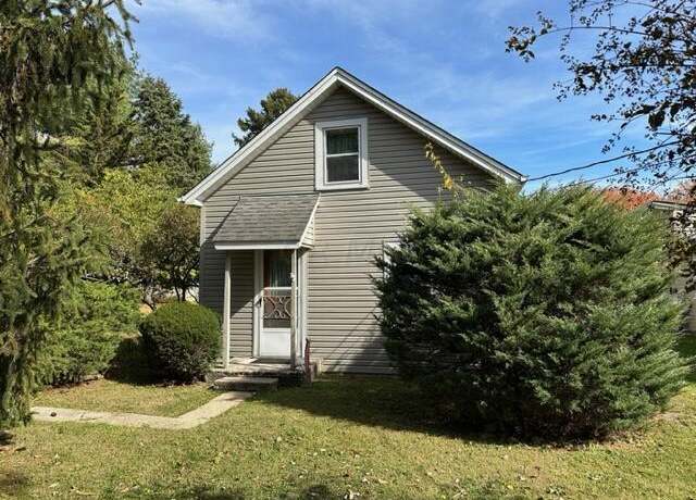 Property at 6212 Hutchinson St, Columbus, OH 43085, 2 beds, 1.5 baths