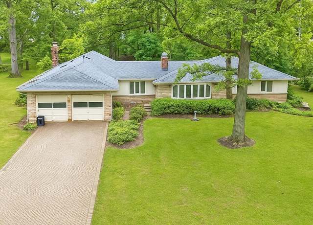 Property at 2692 Jordan Rd, Columbus, OH 43231, 3 beds, 2 baths