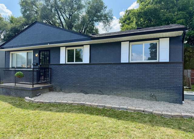 Property at 1713 Kelton Ave, Columbus, OH 43207, 3 beds, 1.5 baths