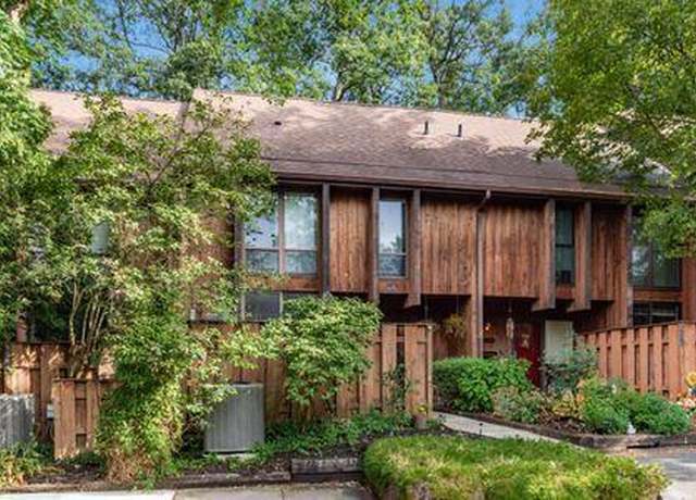 Photo of 5070 Strawpocket Ln #9, Westerville, OH 43081