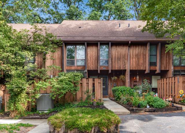 Property at 5070 Strawpocket Ln #9, Westerville, OH 43081, 3 beds, 2.5 baths