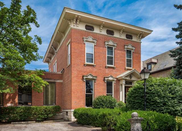 Property at 550 E Town St, Columbus, OH 43215, 4 beds, 2.5 baths