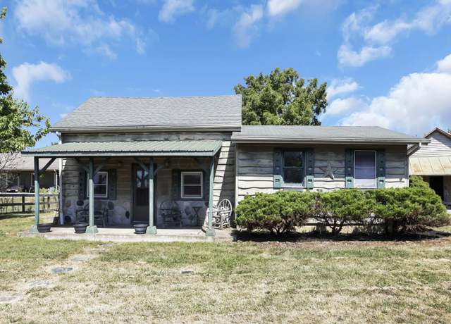 Property at 8264 Hayesville Rd, Kingston, OH 45644, 2 beds, 1 bath