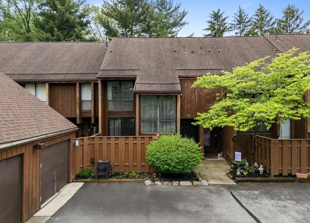 Property at 5031 Chuckleberry Ln #3, Westerville, OH 43081, 2 beds, 2.5 baths