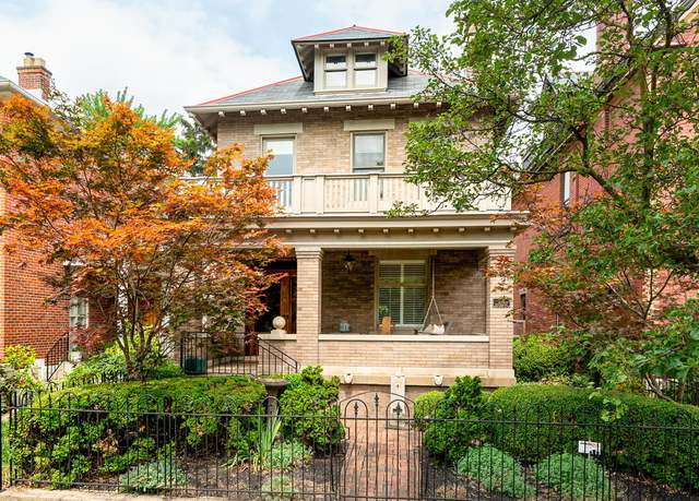 Property at 216 Reinhard Ave, Columbus, OH 43206, 3 beds, 2.5 baths