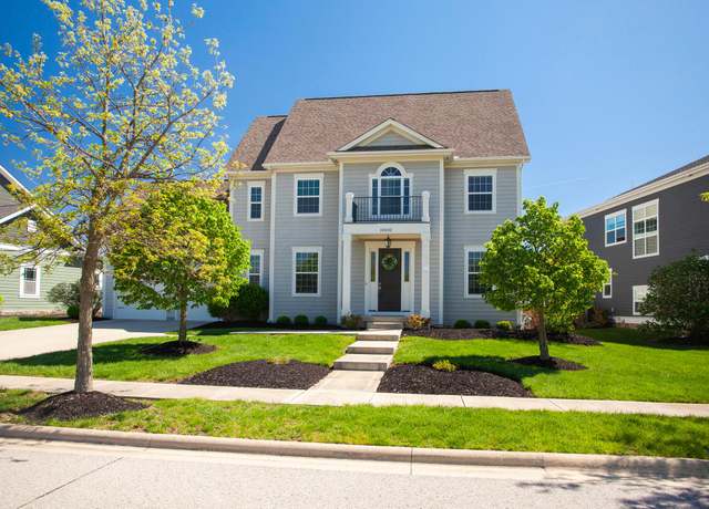 Property at 10652 Arrowwood Dr, Plain City, OH 43064, 4 beds, 4 baths