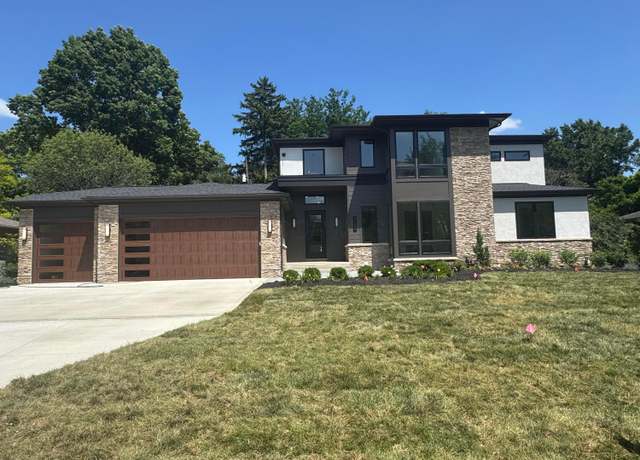 Property at 3130 S Dorchester Rd, Columbus, OH 43221, 4 beds, 4.5 baths