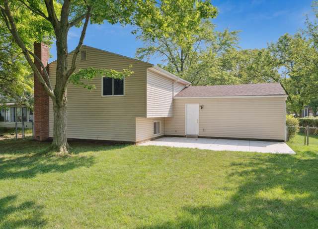 2035 Tuckaway Ct, Columbus, OH 43228 Photo of 2035 Tuckaway Ct, Columbus, OH 43228