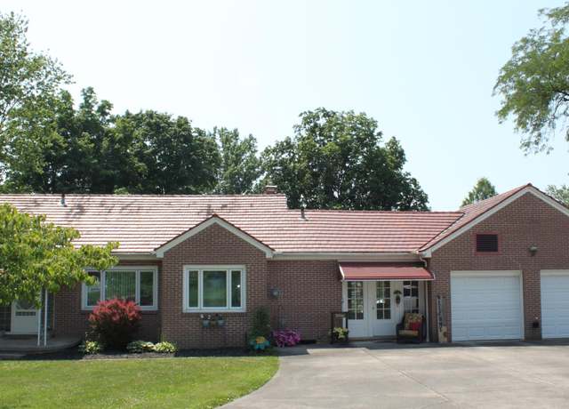 Property at 179 Wilshire Dr, Hebron, OH 43025, 2 beds, 1.5 baths