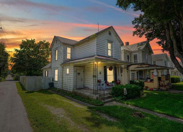 Property at 124 Wyandotte St, Lancaster, OH 43130, 3 beds, 1 bath