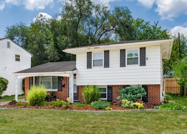 Property at 3231 Bluefield Dr, Columbus, OH 43207, 3 beds, 2 baths
