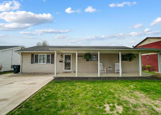 Property at 135 Kraft Dr, Ashville, OH 43103, 3 beds, 1.5 baths