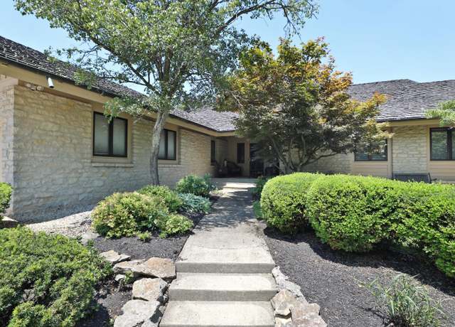 Photo of 8613 Kirkhill Ct, Dublin, OH 43017
