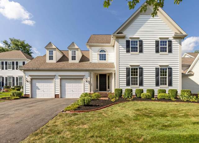 Property at 7292 Halcyon Pl, New Albany, OH 43054, 4 beds, 3.5 baths