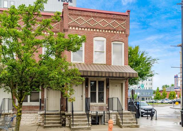 Property at 2 Clark Pl, Columbus, OH 43201, 2 beds, 2 baths