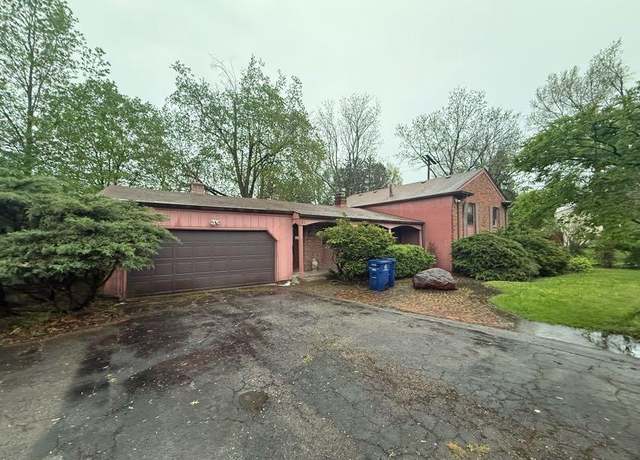 Property at 965 Mcnaughten Rd, Columbus, OH 43213, 4 beds, 2.5 baths