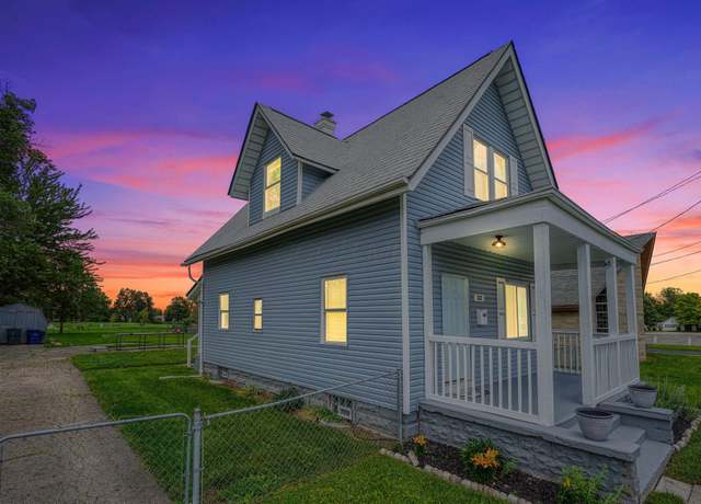 Property at 1332 E Deshler Ave, Columbus, OH 43206, 2 beds, 1.5 baths