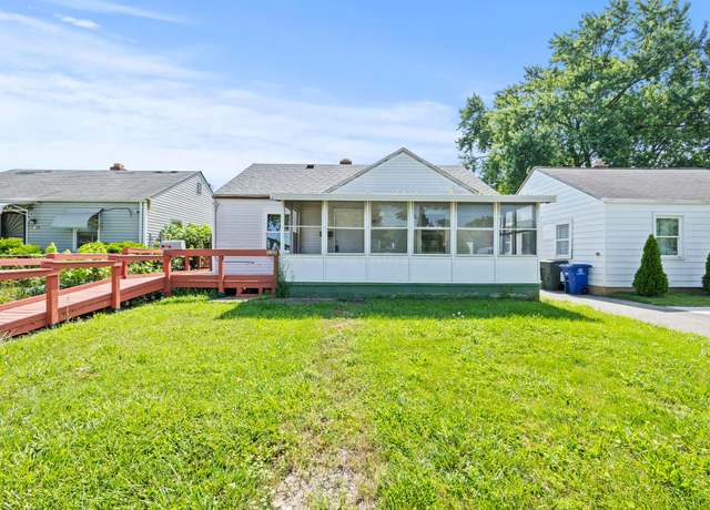 Property at 2300 Atwood Ter, Columbus, OH 43211, 2 beds, 1 bath