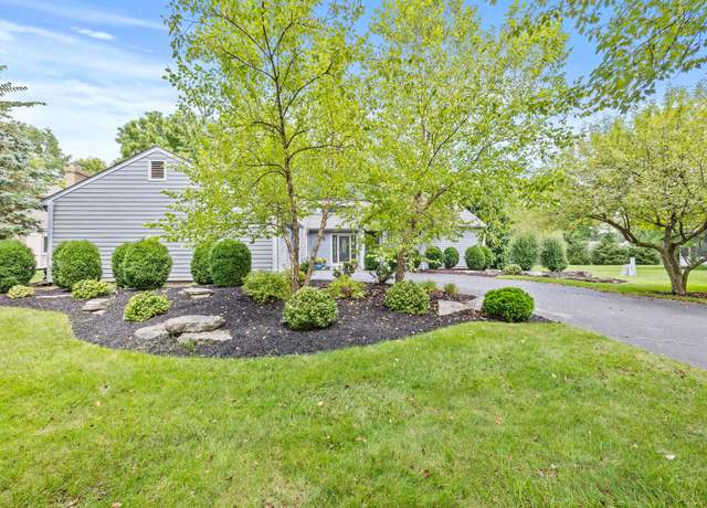 Property at 8660 Birgham Ct S, Dublin, OH 43017, 3 beds, 2.5 baths