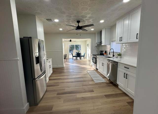 Property at 7757 High St, Orient, OH 43146, 4 beds, 1.5 baths