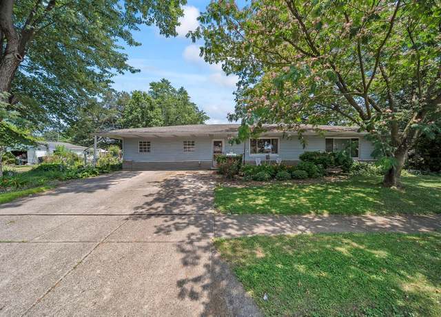 Property at 3750 Dresden St, Columbus, OH 43224, 3 beds, 2 baths