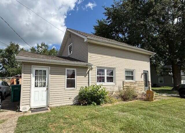 Property at 160 E Channel St, Kirkersville, OH 43033, 3 beds, 1 bath