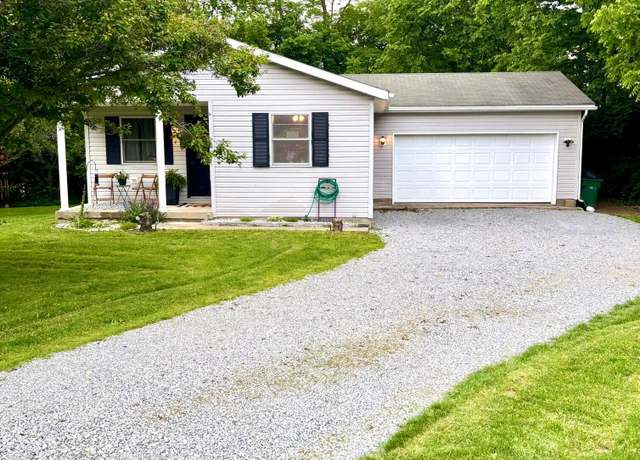 Property at 158 Kennedy Blvd, Leesburg, OH 45135, 3 beds, 1 bath