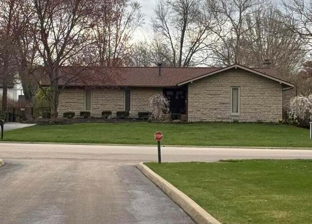 Property at 941 Clubview Blvd S, Columbus, OH 43235, 5 beds, 3 baths