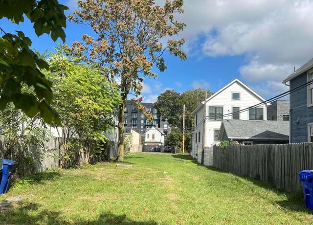 Property at 276 E 4th Ave, Columbus, OH 43201
