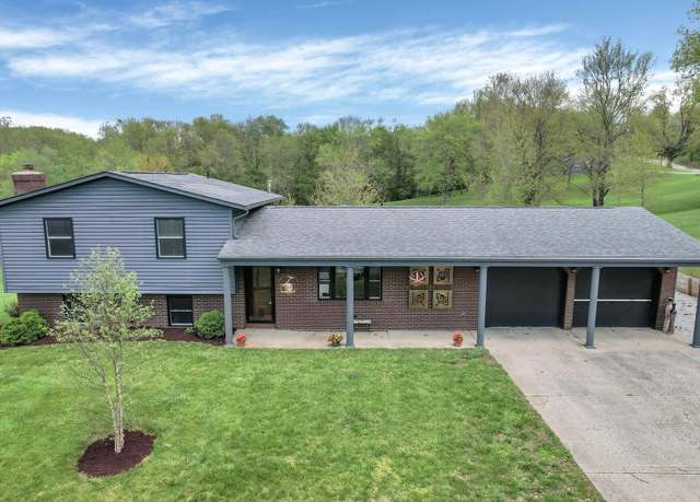 Property at 699 Cedar Run Rd NE, Newark, OH 43055, 4 beds, 2 baths