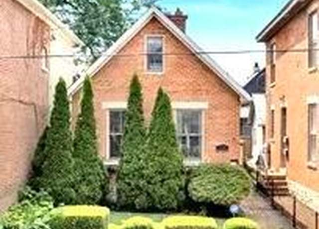 Property at 609 Mohawk St, Columbus, OH 43206, 3 beds, 2 baths