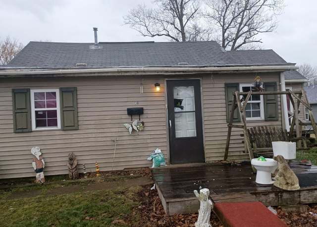 Property at 138 Potters Ln, Roseville, OH 43777, 2 beds, 1 bath
