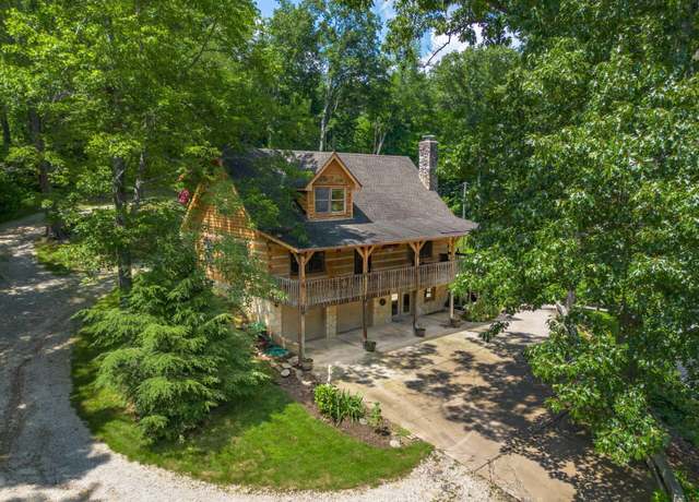 Property at 517 Ross Rd SE, Lancaster, OH 43130, 3 beds, 2 baths