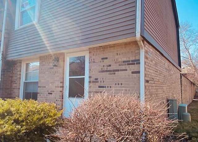 Property at 2442 Hardesty Dr S Unit S1, Columbus, OH 43204, 2 beds, 1.5 baths