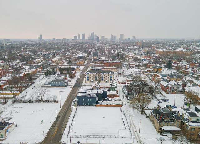 Property at 1258 E Oak St, Columbus, OH 43205