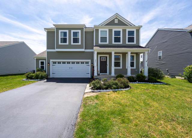 Property at 331 Hardwood Ave, Circleville, OH 43113, 4 beds, 2.5 baths
