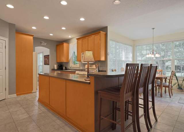 Property at 5403 Port Haven Dr, Galena, OH 43021, 4 beds, 2.5 baths