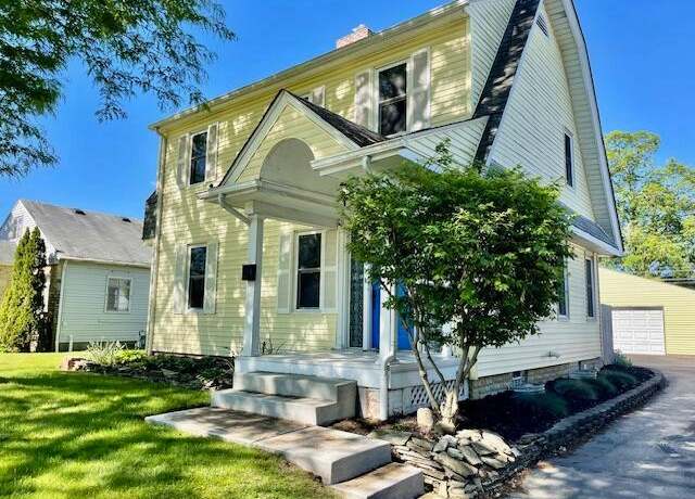 Property at 221 S Sylvan Ave, Columbus, OH 43204, 4 beds, 1.5 baths