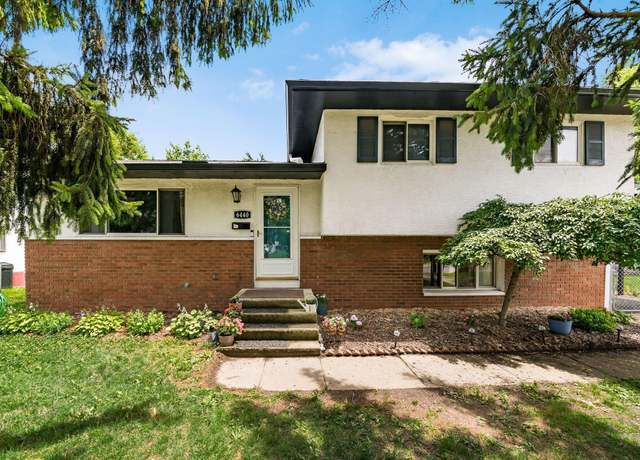 Property at 6440 Kildale Sq W, Columbus, OH 43229, 4 beds, 2 baths