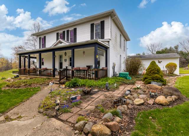 Property at 13165 Heimberger Rd NW, Baltimore, OH 43105, 4 beds, 2 baths