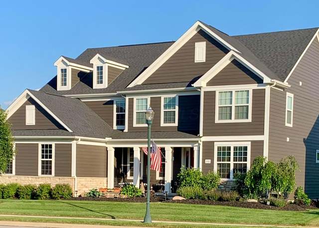 Property at 298 Clubhouse Dr, Delaware, OH 43015, 4 beds, 4.5 baths