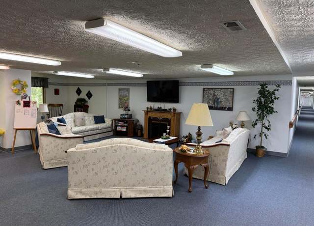 Property at 3965 Karl Rd #305, Columbus, OH 43224, 2 beds, 2 baths