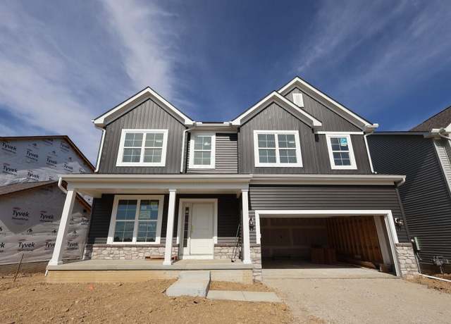 Property at 697 Clark Dr, Reynoldsburg, OH 43068, 4 beds, 2.5 baths