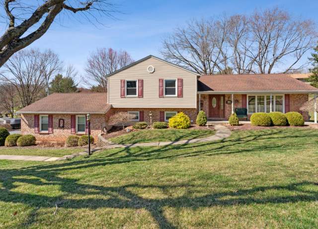 Property at 1225 Pembroke Rd, Newark, OH 43055, 4 beds, 2.5 baths