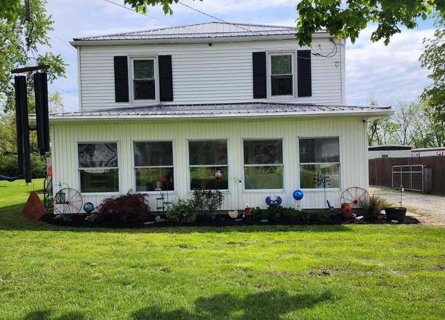 Property at 929 Dayton Ave NW, Washington Court House, OH 43160, 5 beds, 2 baths