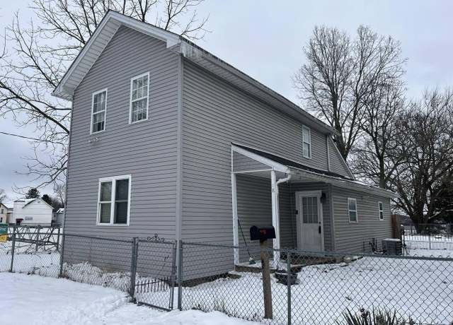 Property at 18 Maholm St, Newark, OH 43055, 3 beds, 2 baths